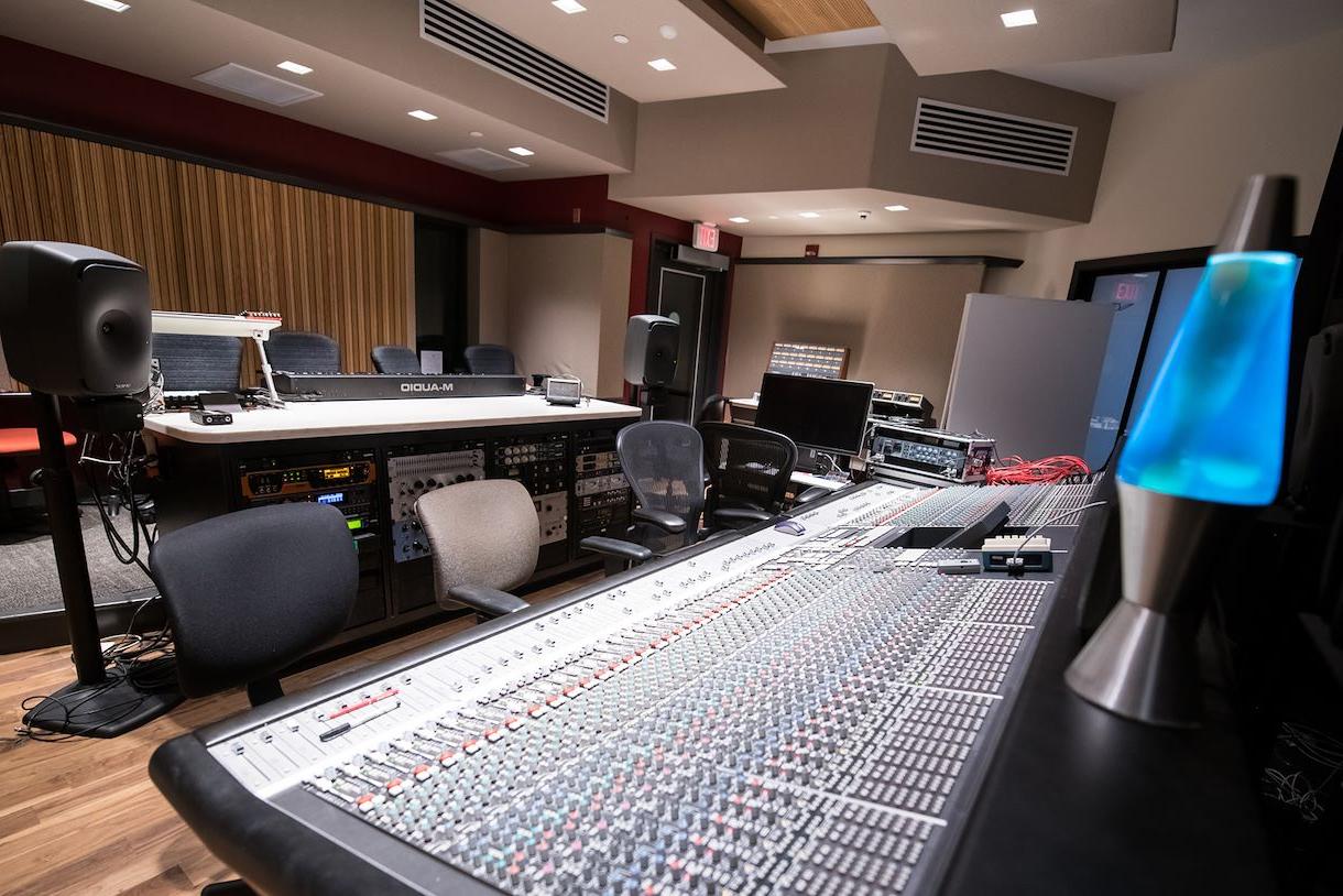 Image of the sound recording studio at the Blue Bell Campus